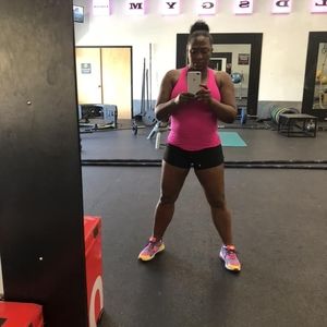 Meet your Posher, Hatita